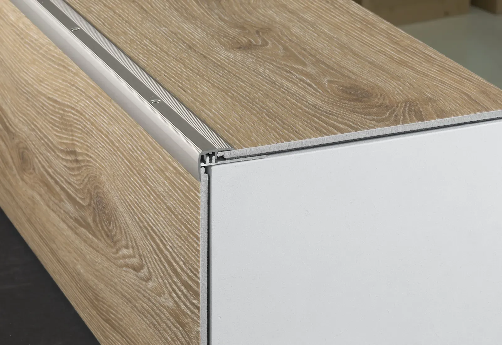 LT Stair Nose Steel