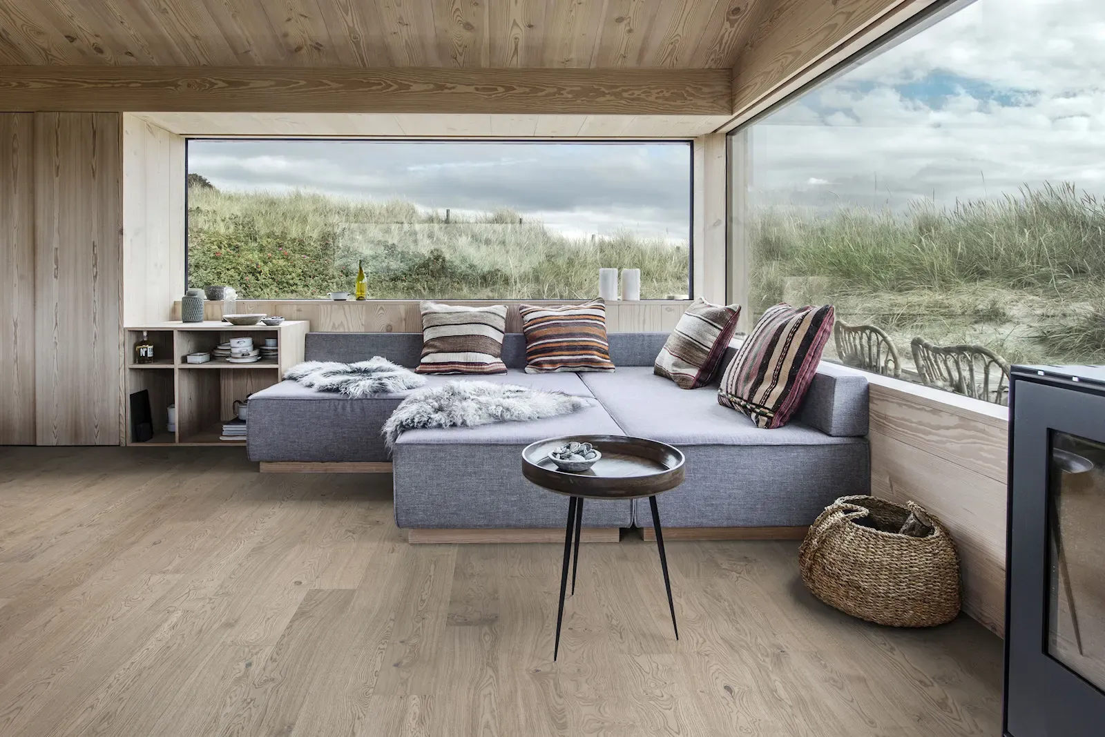 OAK SHORE - view 2