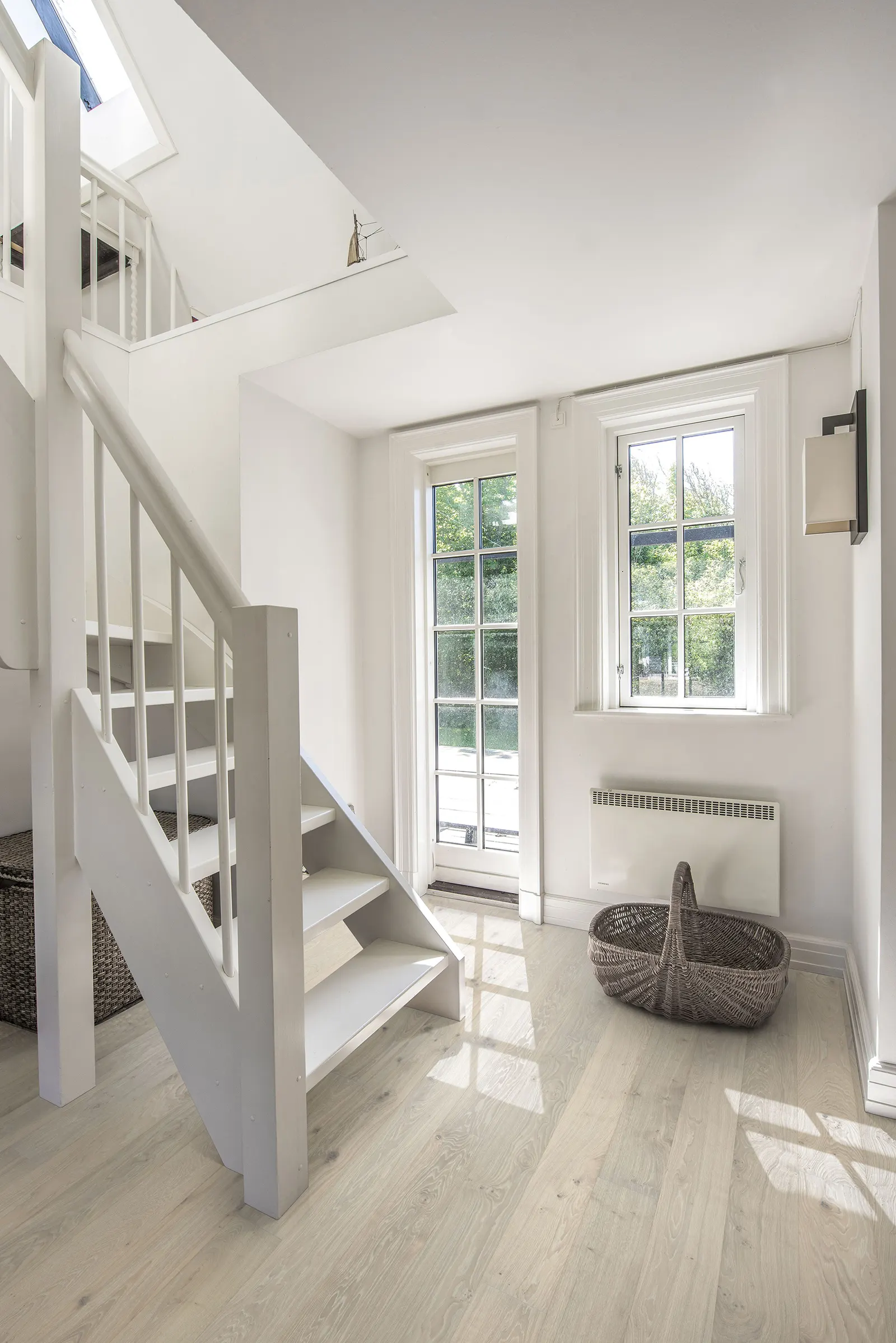Light floors need more attention
