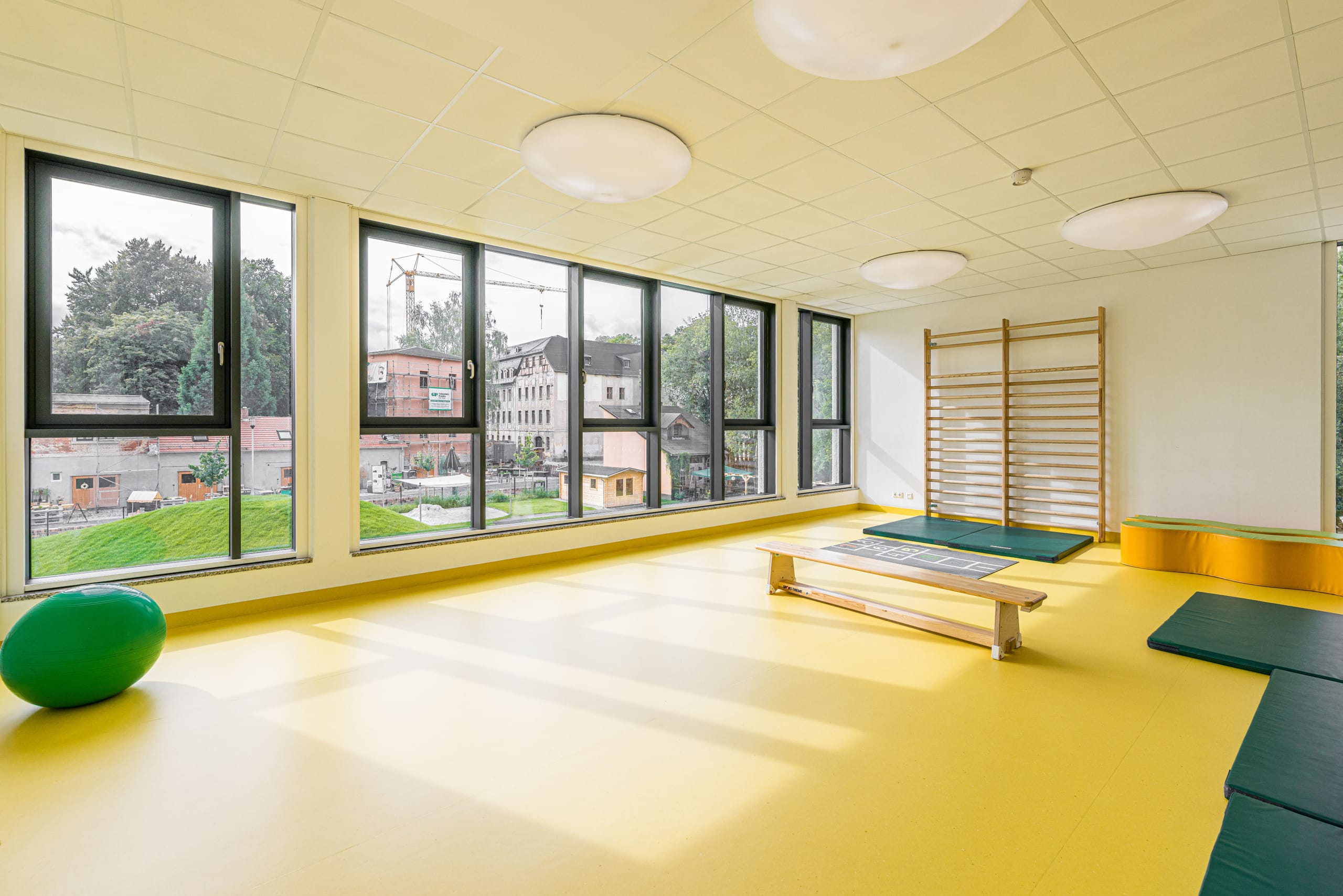 DAYCARE CENTRE REGENBOGEN ELSTERAUE